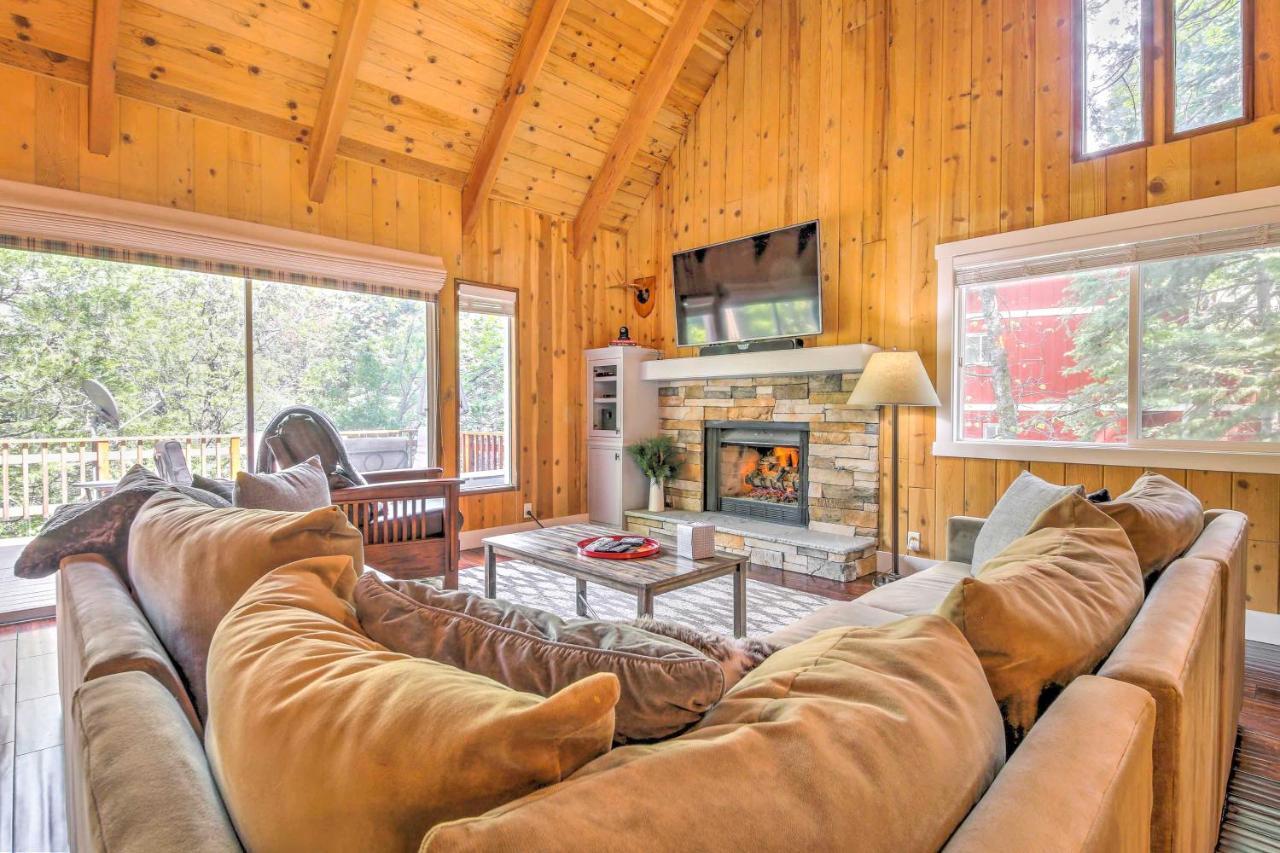 Gorgeous Lake Arrowhead Retreat Game Room And Deck Esterno foto