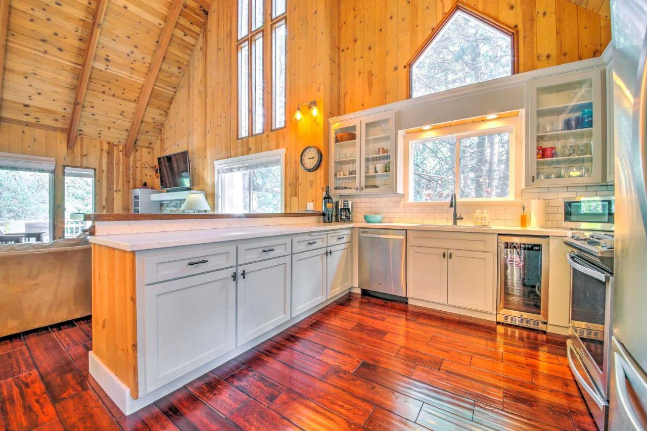 Gorgeous Lake Arrowhead Retreat Game Room And Deck Esterno foto